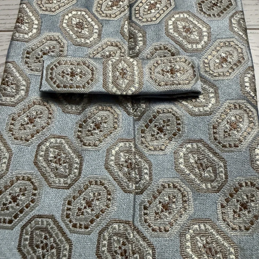 Dolce‎ & Gabbana Silk Brocade Blue Tan Brown Pattern Tie 58 x 3.75 Authentic